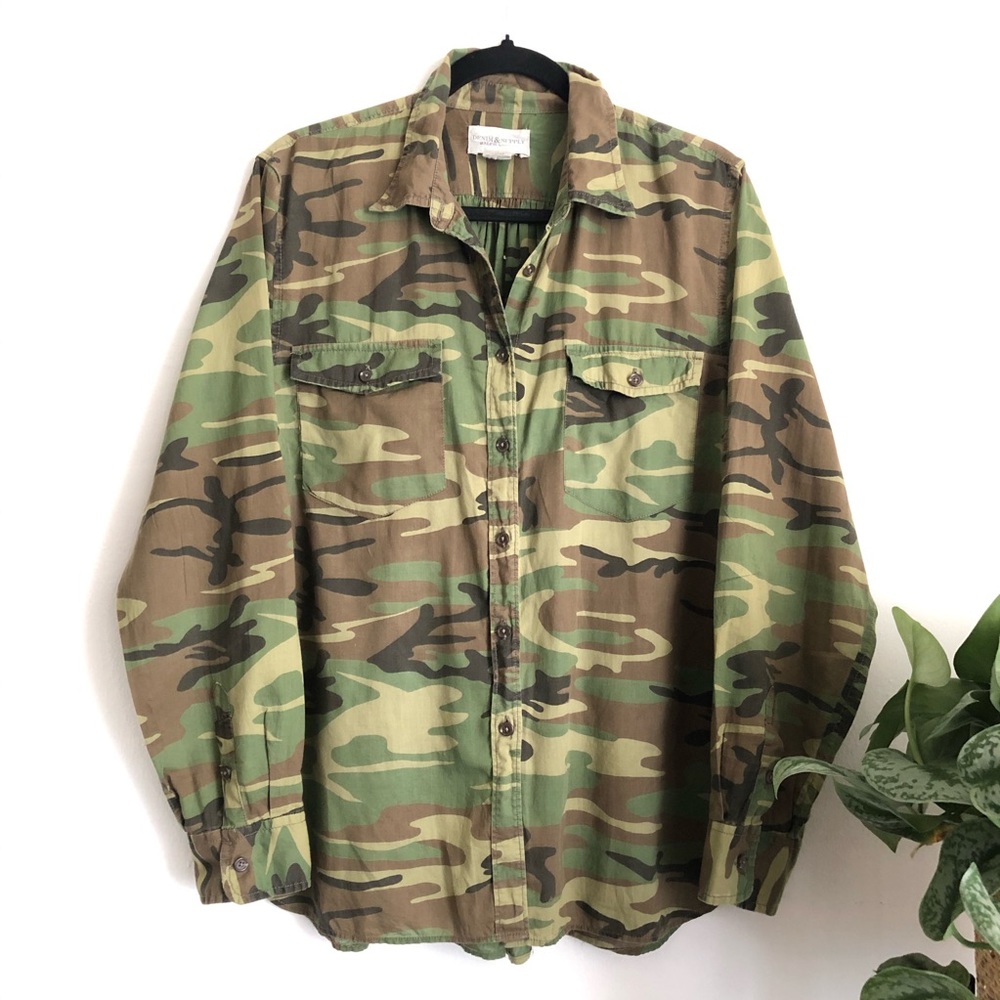 RALP LAUREN Camouflage Button Down Shirt